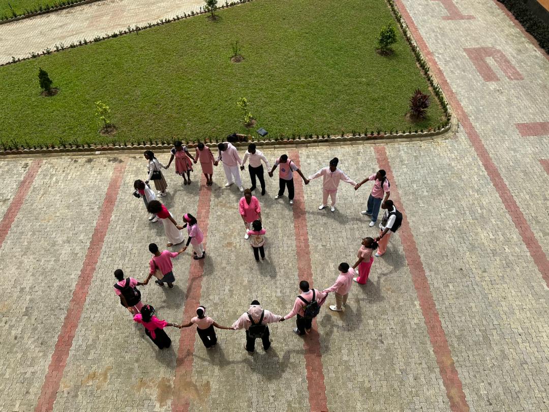 571156163_122147165108653900_9148982010726328623_n